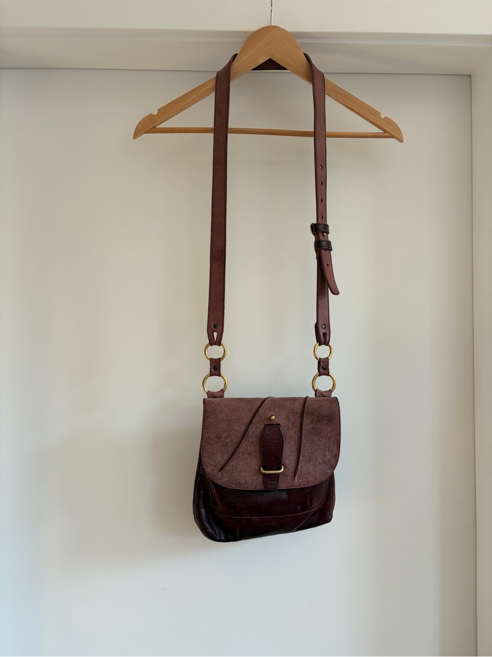 JMB Leather Crafted in Canada 100% Rotu Leather Fall Crossbody Bag Purple